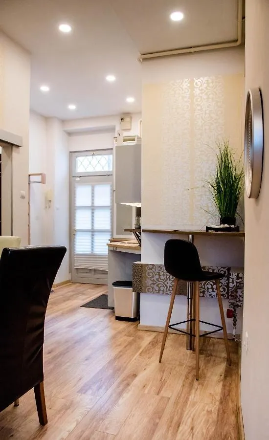 Molnar Apartment Cozy City Center Retreat For 2 Ac & Perfect Location! 부다페스트